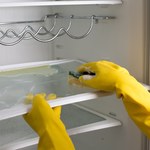 Wystarczą 2 składniki, by lodówka lśniła czystością. Bez chemii i brzydkiego zapachu 