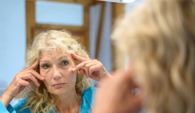 Wystarczy 10 minut dziennie. Skóra będzie napięta, a zmarszczki spłycone 