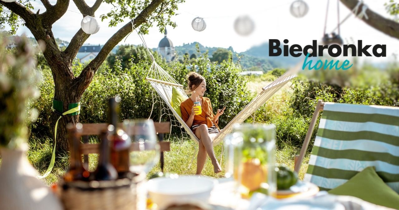 Wystarczy 19,99 zł i ogród zmienia się w strefę relaksu. Promocja w Biedronka Home! /adobestock /INTERIA.PL