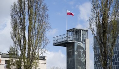 Wystawa pamiątek od darczyńców w Muzeum Powstania Warszawskiego