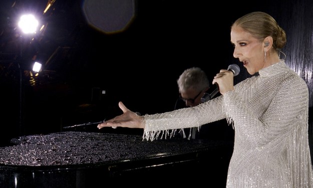 Występ Celine Dion podczas otwarcia igrzysk w Paryżu /AFP/EAST NEWS /East News