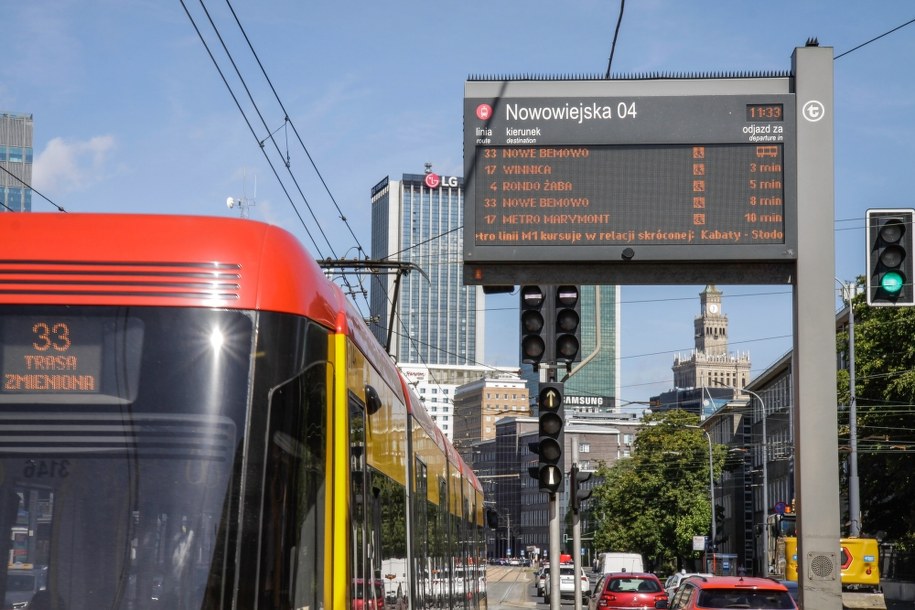 Wyświetlacz elektroniczny /Tramwaje Warszawskie /