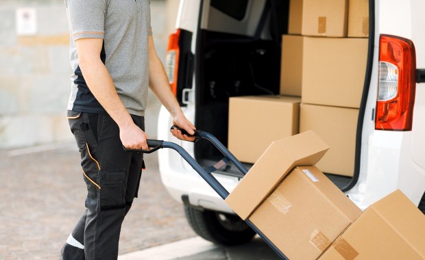 Wysyłali przesyłki z mechanizmem samozapłonu. Jest akt oskarżenia