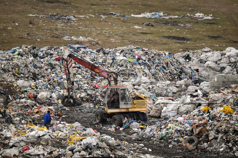 Wysypisko śmieci Pata-Rat niedaleko rumuńskiego miasta Kluż-Napoka /DANIEL MIHAILESCU /AFP