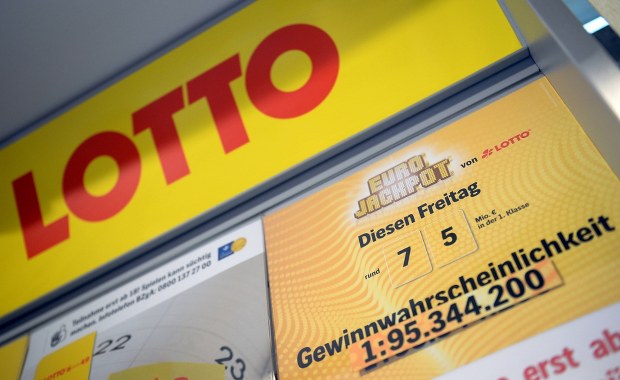 Wytrwałość popłaca. Udowodniła to kobieta, która wygrała kilka mln euro