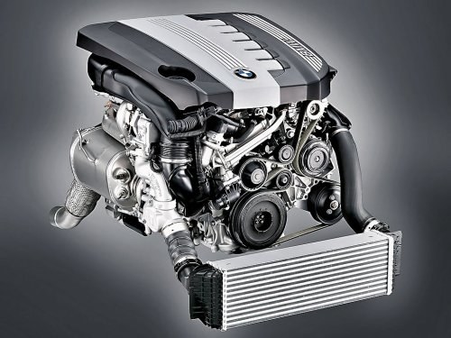 Wytrzymałość wczesnych wersji silnika M57 nie ustępuje legendarnej trwałości 6-cylindrowych diesli Mercedesa z modelu W124. /BMW