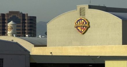 Wytwórnia Warner Bros. zdaje się być mniej krytyczna wobec P2P niż reszta branży rozrywkowej /AFP