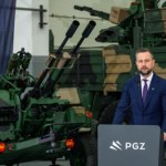 "Wyższa półka przemysłu zbrojeniowego". Szef MON o milionach dla zakładów w Tarnowie