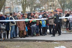 Wzburzony tłum przed prokuraturą w Iławie. Przesłuchanie podejrzanej o dzieciobójstwo