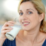 Wzmacnia serce, chroni komórki przed stresem. Ten naturalny napój obniża ciśnienie i cholesterol