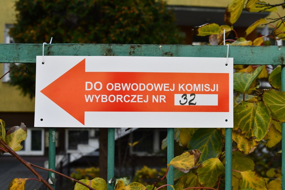 Przedłużone śledztwo ws. podpisów na listach poparcia Młodzieży Wszechpolskiej