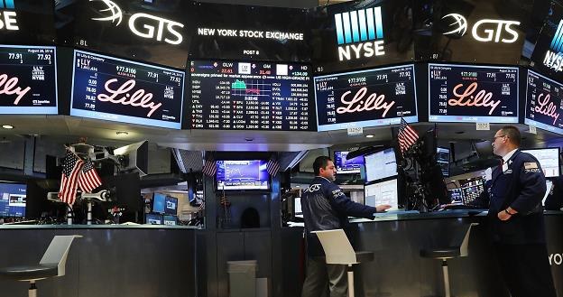 Wzrost na Wall Street spowodował dobre nastroje /AFP