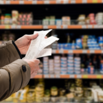 Wzrost VAT na żywność przyprawił sklepy o ból głowy. Chodzi nie tylko o ceny