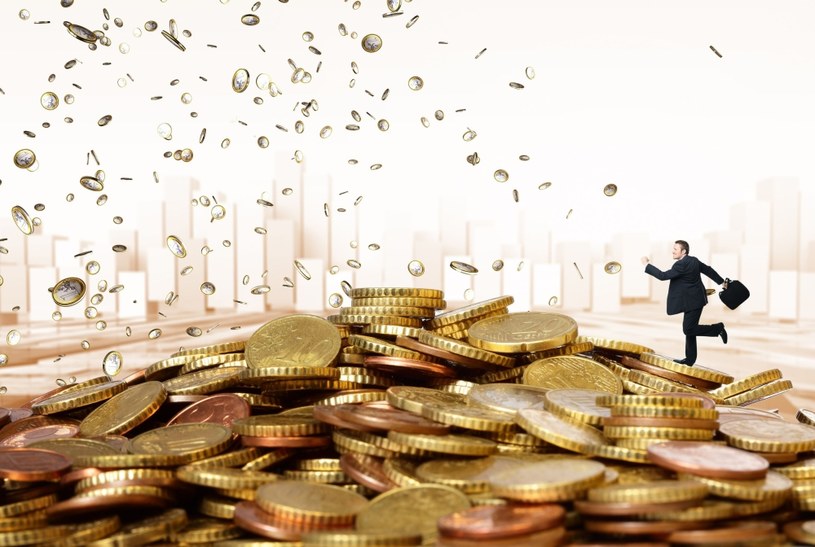 Wzrost wynagrodzeń w 2014 r. - kto zarabiał więcej niż rok wcześniej? /123RF/PICSEL