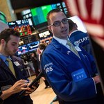 Wzrosty na giełdach w USA, Wall Street odrabia straty ze stycznia