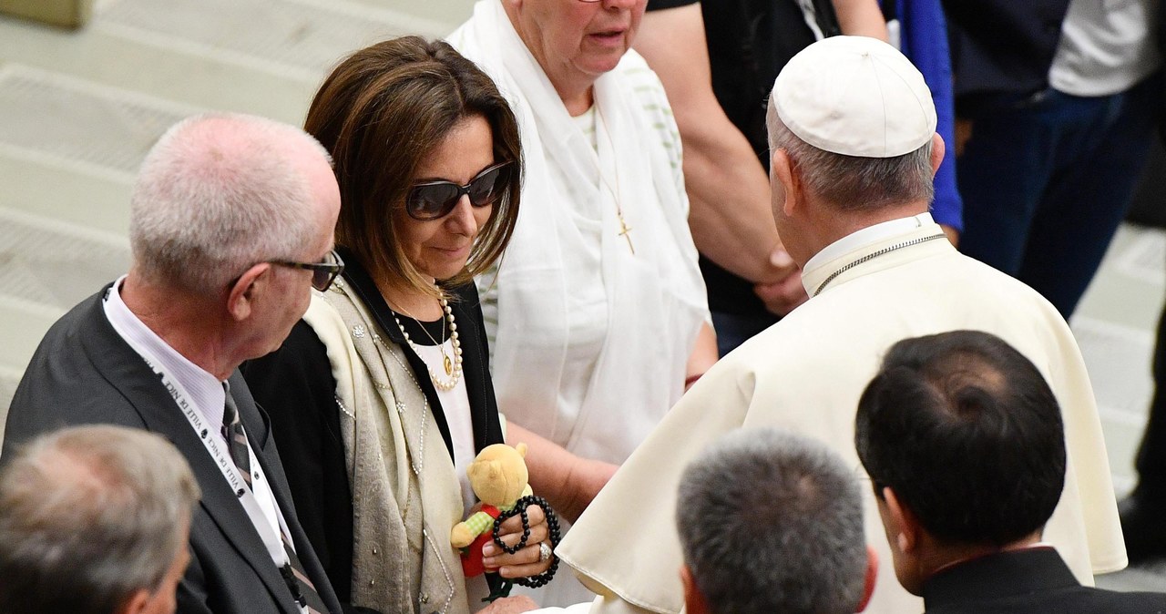 Wzruszające spotkanie papieża z rodzinami ofiar zamachu w Nicei
