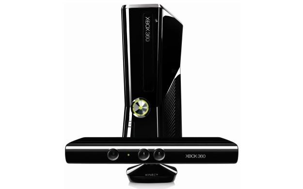 Xbox 360 w zestawie z kamerą Kinect - zdjęcie /Informacja prasowa
