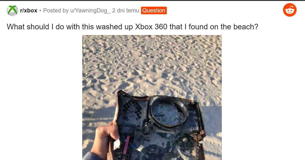 Xbox 360 - zdjęcie zamieszczone w serwisie Reddit.com przez użytkownika @YawningDog_ /materiały źródłowe