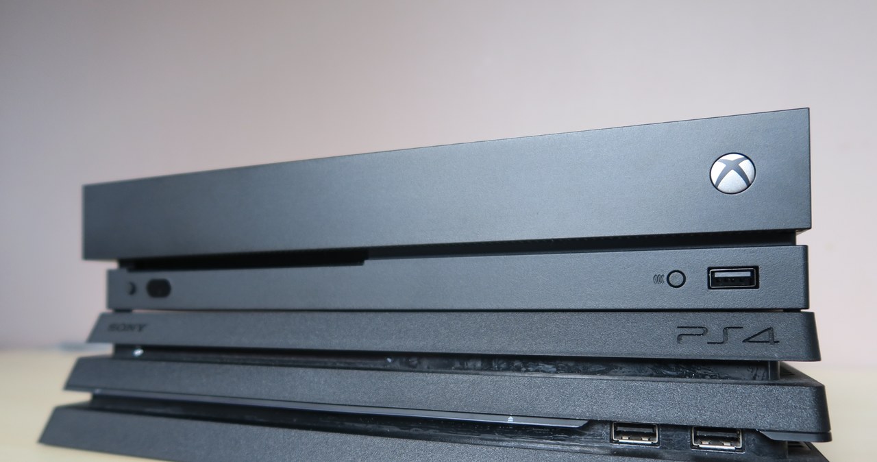 Xbox One X i PlayStation 4 Pro - dwie najlepsze konsole do grania na telewizorach 4K /INTERIA.PL