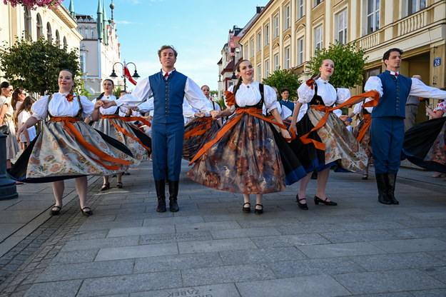 XIX Światowy Festiwal Polonijnych Zespołów Folklorystycznych w Rzeszowie /	Darek Delmanowicz   /PAP