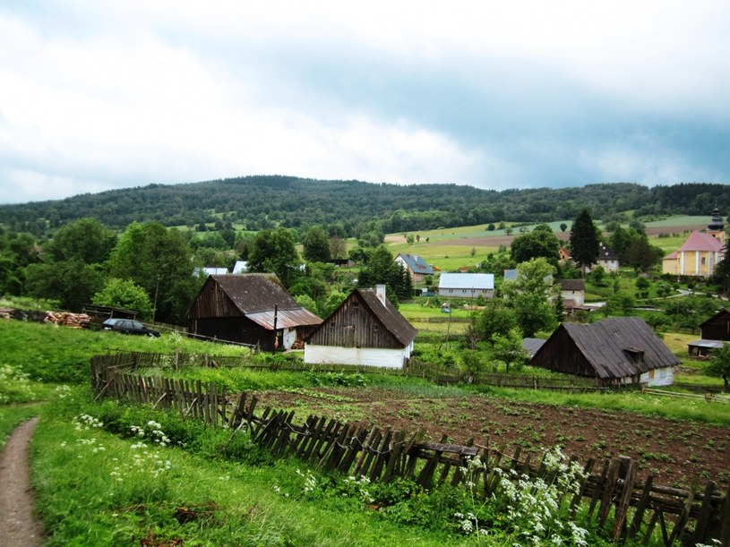 XIX-wieczne prawo w Polsce blokuje wsie. Dochodzi do paradoksalnych sytuacji
