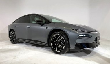 XPeng P7+ zastąpi Teslę Model S. Przejedzie 530 km, ładuje się w 12 minut