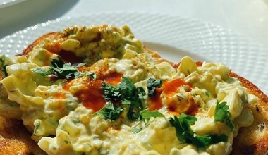 Яєчна паста у сучасному виконанні: ідеальна подача, яка вразить гостей