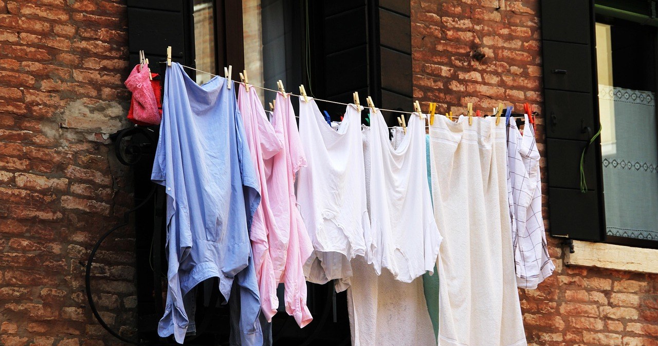 Як повернути білизну білому одягу? /pixabay.com