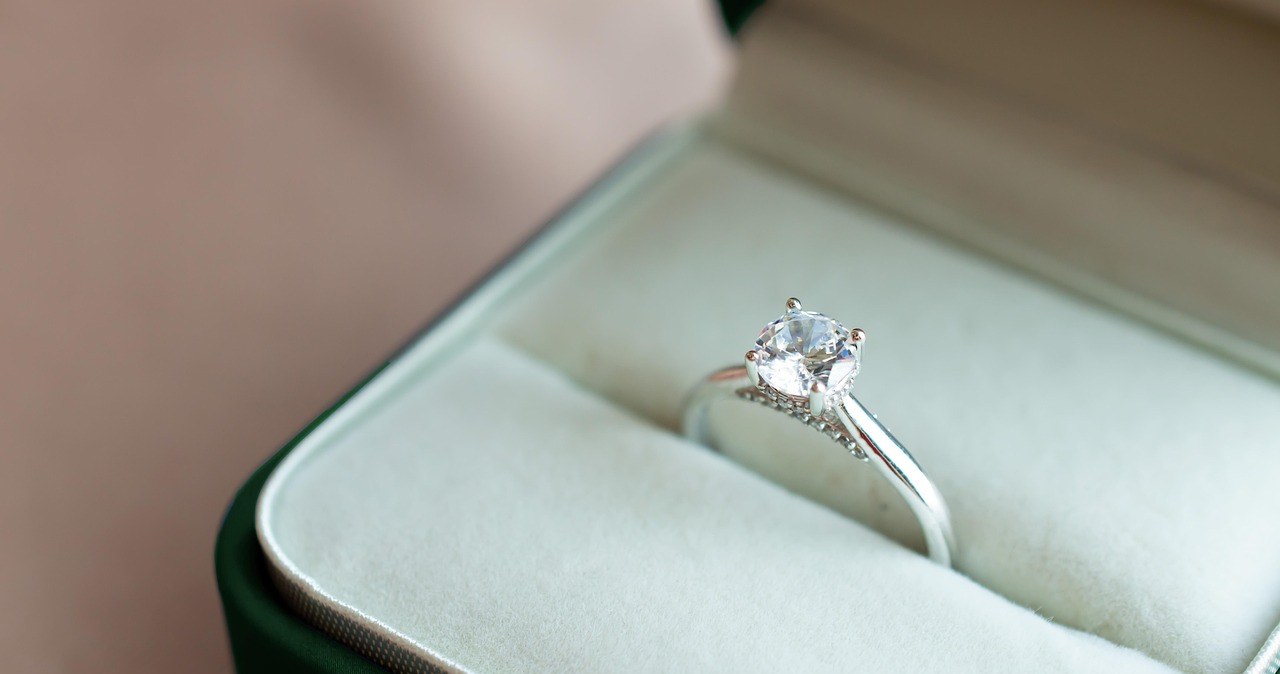 Як повернути сріблу колишнє сяйво? Використайте засоби з кухонної полиці /pixabay.com