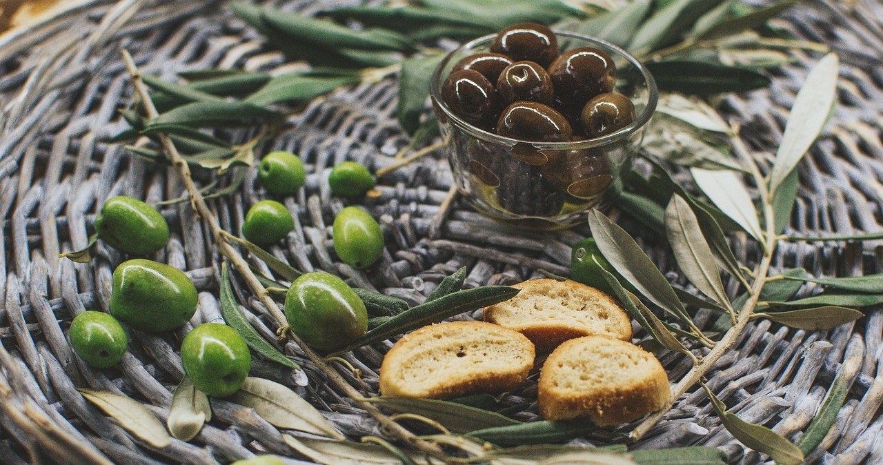Які оливки корисніші - зелені чи чорні? /pixabay.com