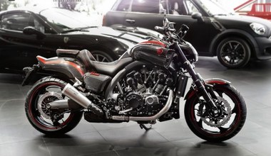 Yamaha VMAX Carlex