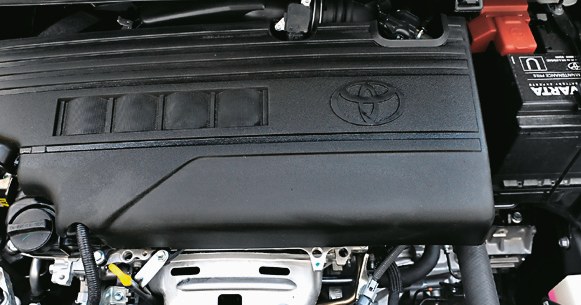 YARIS: 1.33 Dual VVT-i jest oszczędny, ale ma problem ze zbieraniem się nagarów. /Motor