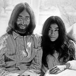 Yoko Ono dla zmarłego męża
