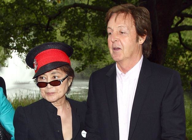 Yoko Ono twierdzi, że to Paul McCartney doprowadził do rozpadu The Beatles - fot. Gareth Cattermole /Getty Images/Flash Press Media