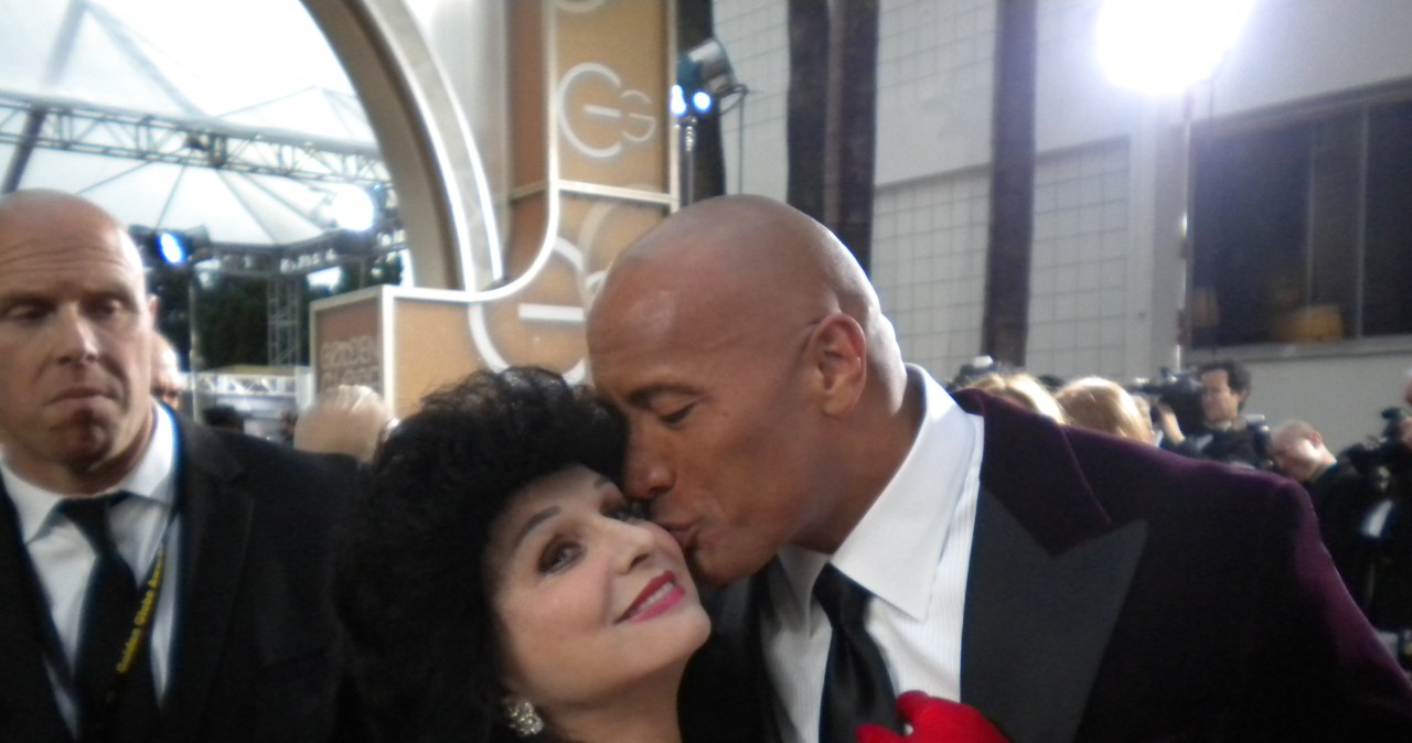 Yola Czaderska-Hayek i Dwayne Johnson na ceremonii rozdania Złotych Globów /archiwum autorki /materiały prasowe