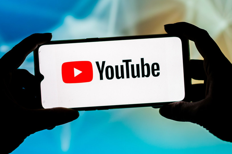 YouTube uruchamia nowe sposoby wspierania twórców przez ich fanów /East News