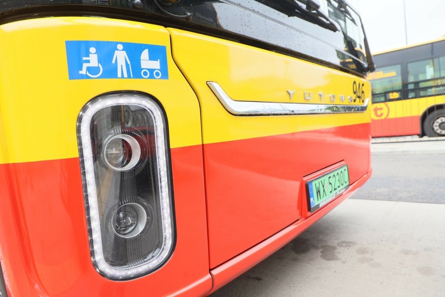 Yutong U12 to 12-metrowy autobus elektryczny, który może pomieścić ponad 90 pasażerów /Pawel Wodzynski /East News