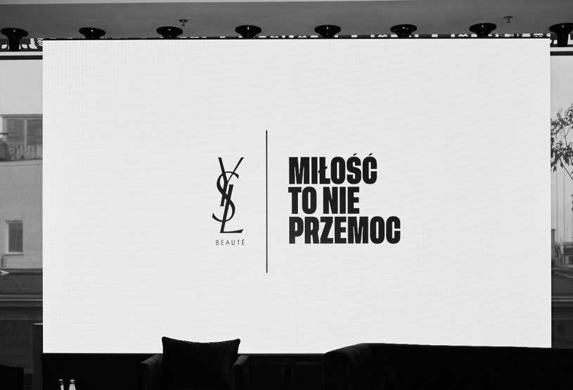 Yves Saint Laurent Beauty po raz pierwszy w Polsce rusza z międzynarodową kampanią „Miłość to nie Przemoc” /materiały prasowe