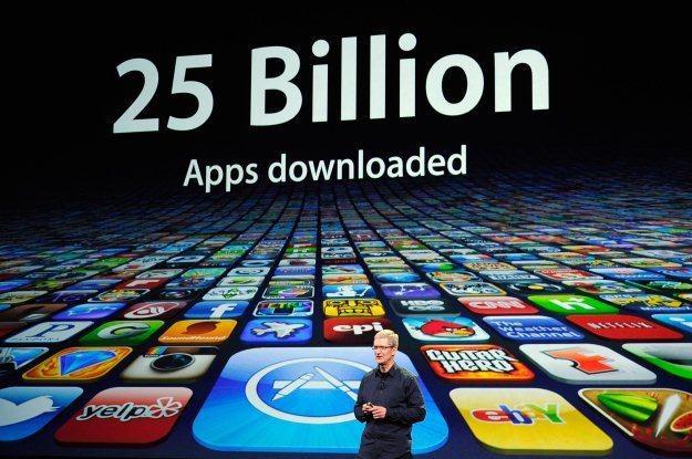 Z App Store pobrano już 25 miliardów aplikacji, a iOS jest ciągle wzbogacany /AFP