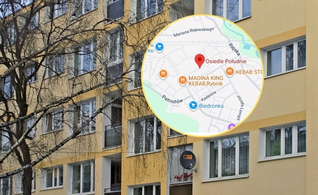 Z balkonu słychać było wołanie. 89-letnia seniorka leżała na mrozie