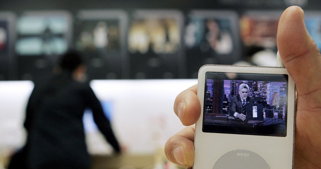 Z czasem iPody były w stanie odtwarzacz filmy wideo /AFP