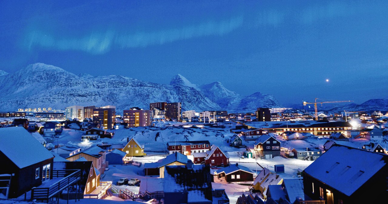 Z czego utrzymują się ludzie na Grenlandii? /Evgeniy Maloletka/Associated Press/East News /East News