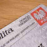 Z dowodem osobistym trzeba pójść do urzędu. Czekają na te roczniki