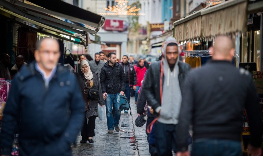 Z dzielnicy Molenbeek pochodził organizator paryskich zamachów Abdelhamid Abaaoud /STEPHANIE LECOCQ  /PAP/EPA