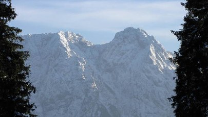 Z Giewontu odpadł głaz. Uderzył w turystę