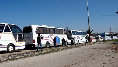 Z Hims ewakuowano pierwszą grupę mieszkańców 