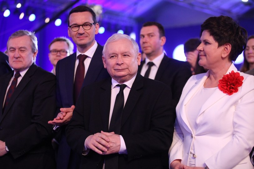 Z informacji "DGP" wynika, że w budżecie państwa może pojawić się kilka miliardów złotych /Stefan Maszewski /Reporter