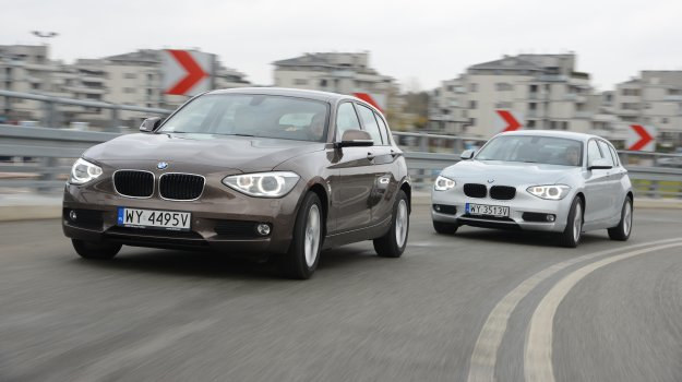 Z lewej strony - BMW 114i, z prawej - BMW 116i. /Motor