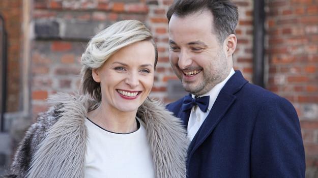 Z mężem, Rafałem Kwietniewskim - również aktorem, na planie "Pierwszej miłości" / fot. Telus /AKPA