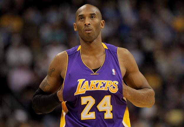 Z piątym wynikiem w rankingu znalazła się drużyna koszykarska LA Lakers (nz. Kobe Bryant) /AFP